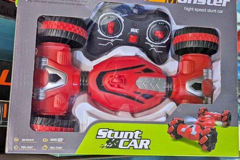 Twist Stunt Car™: La voiture cascadeuse 4x4 tout-terrain